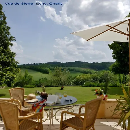 Charly Hébergement de vacances Salignac Eyvigues