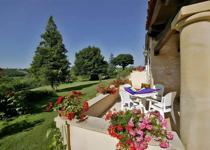 Charly Dom wakacyjny Salignac Eyvigues